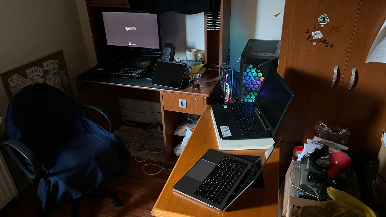 The local AI homelab: several machines at one workspace